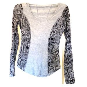 Lululemon Gray Snakeskin Top
